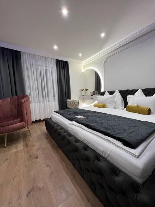 Traum Wohnung Mit Kingsize-Bett Graz Exterior photo