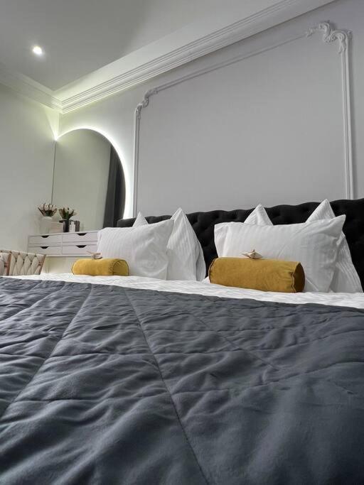Traum Wohnung Mit Kingsize-Bett Graz Exterior photo