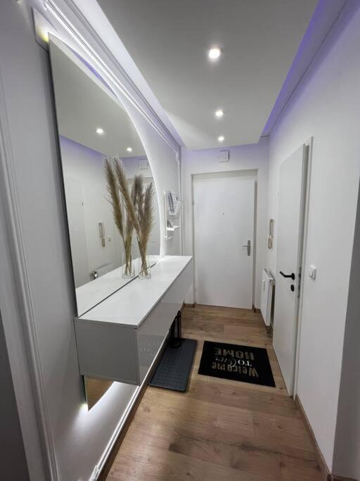 Traum Wohnung Mit Kingsize-Bett Graz Exterior photo